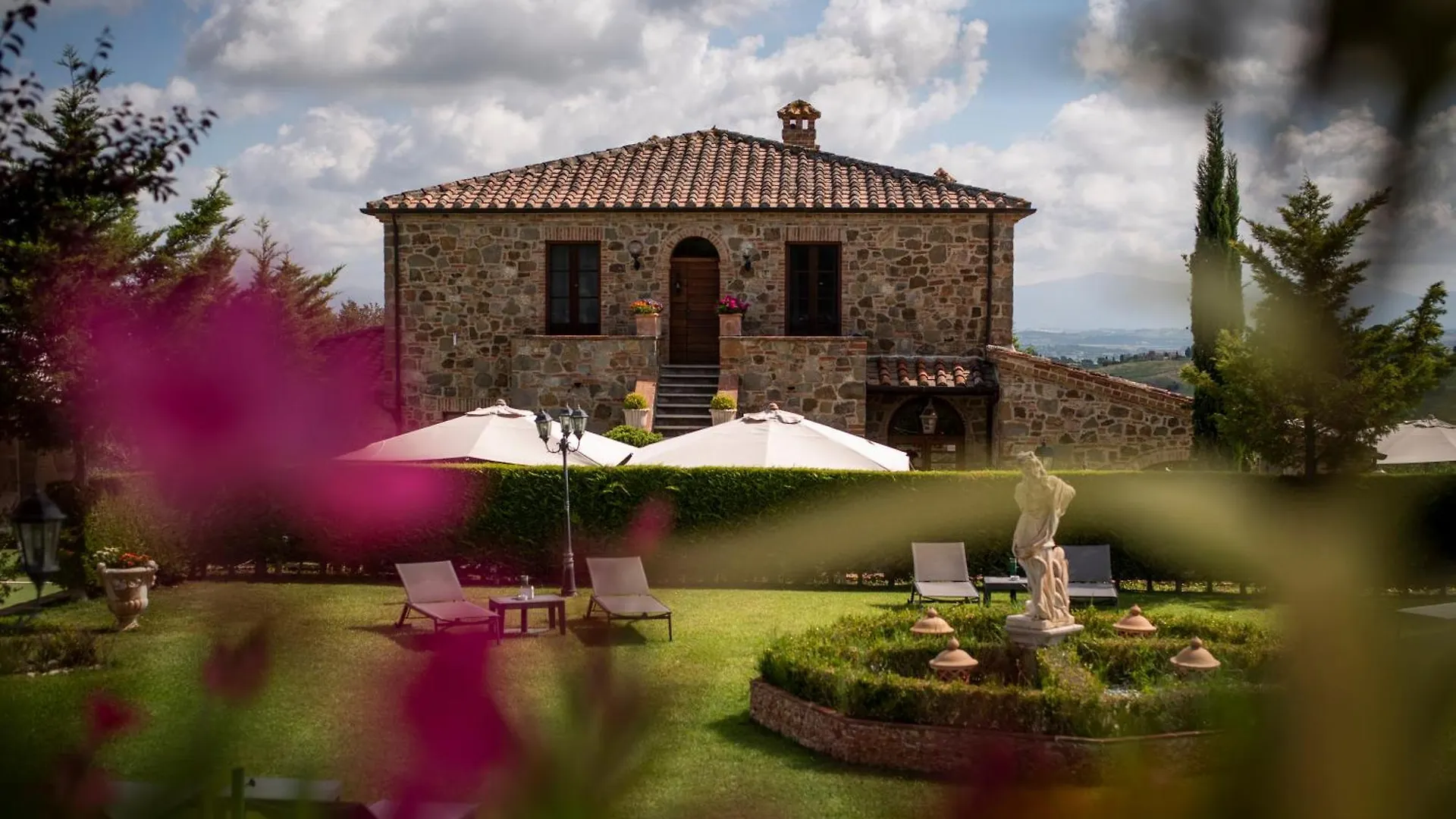 Poggio Paradiso Resort & Spa Montefollonico