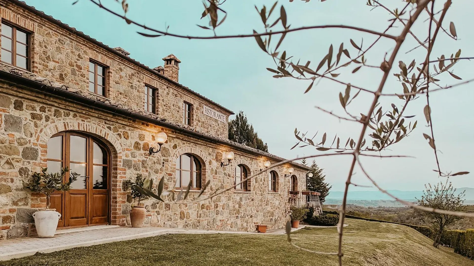 Poggio Paradiso Resort & Spa Montefollonico