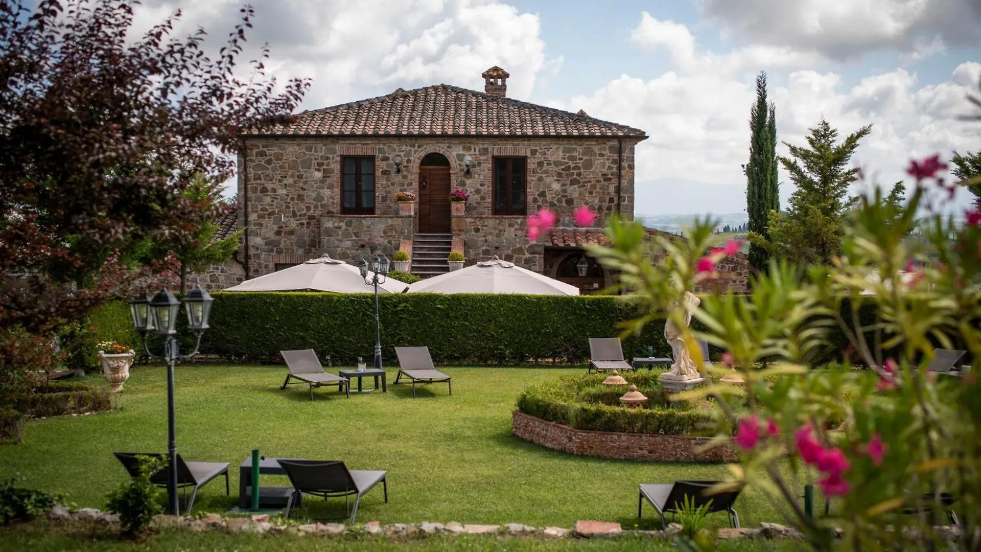 Poggio Paradiso Resort & Spa Montefollonico
