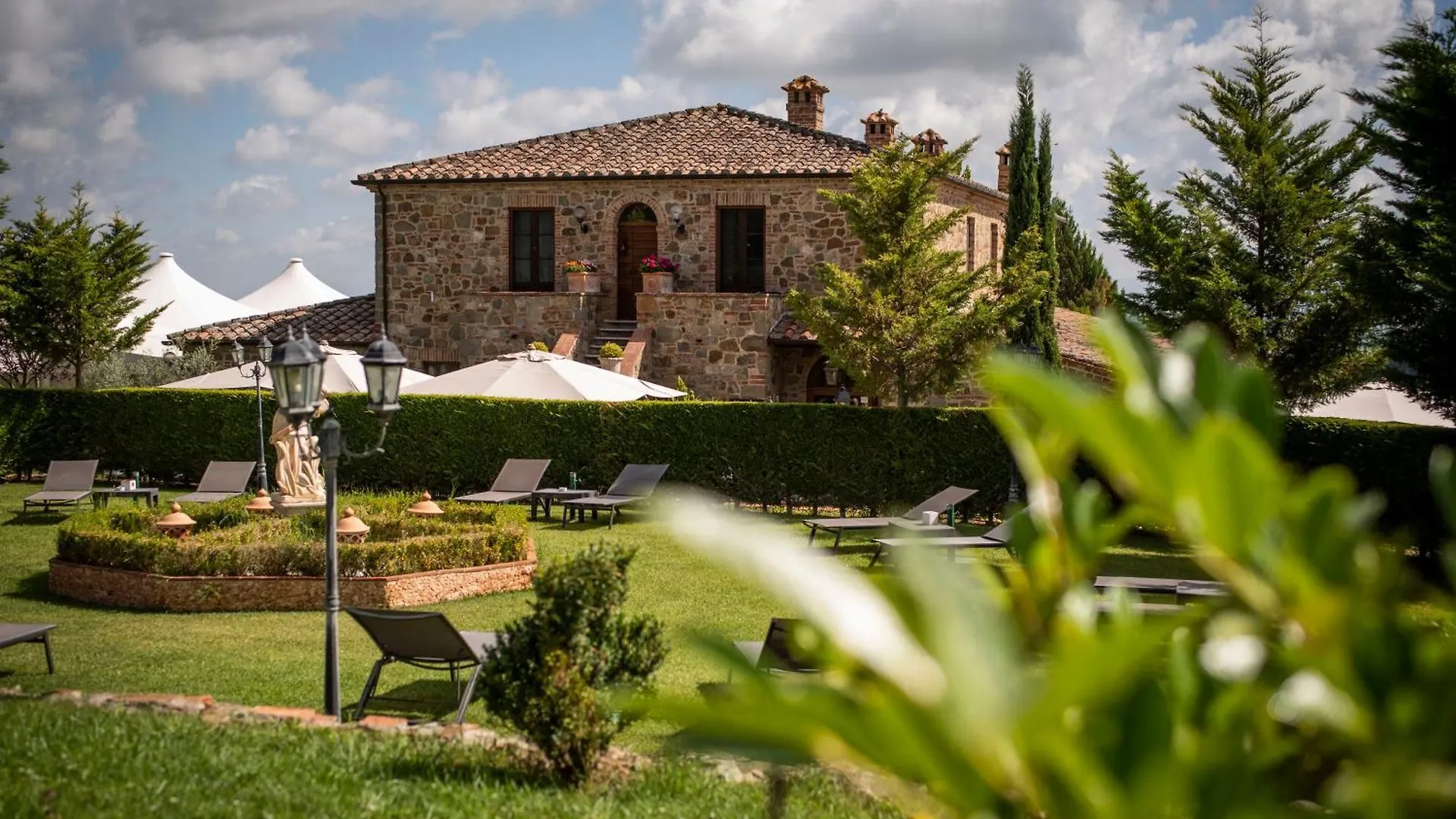 Poggio Paradiso Resort & Spa Montefollonico 4*,  Italy