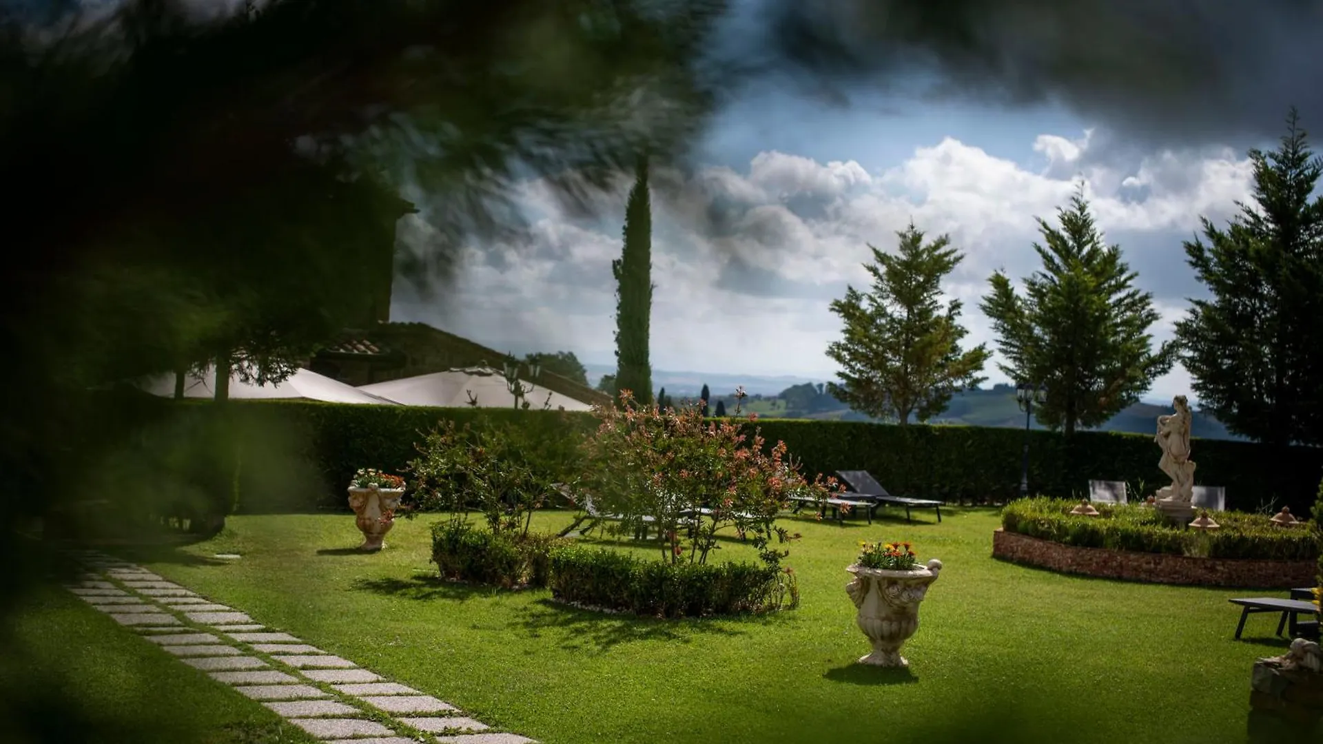 ****  Poggio Paradiso Resort & Spa Montefollonico Italy